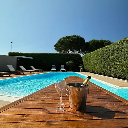 Luxury Design Pool And Solarium Вилла *