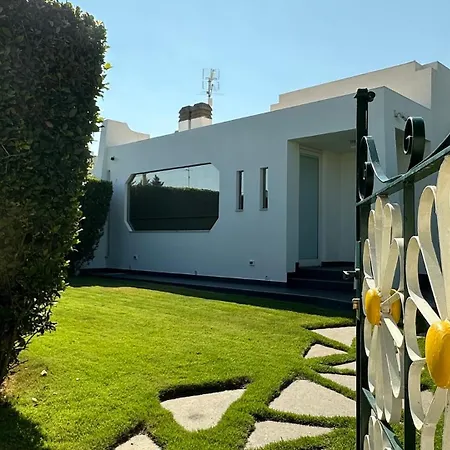 Luxury Design Pool And Solarium Вилла *