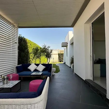 Вилла Luxury Design Pool And Solarium *