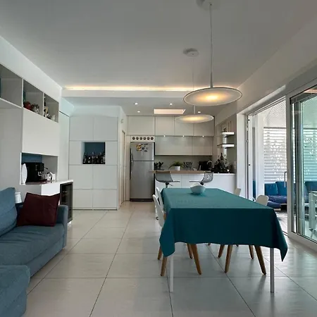 Luxury Design Pool And Solarium Вилла