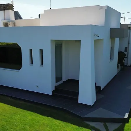 Вилла Luxury Design Pool And Solarium *