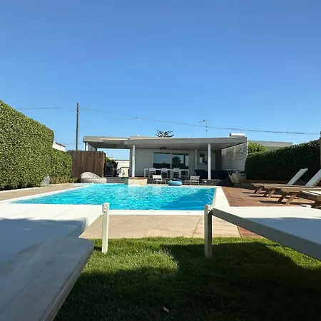 Вилла Luxury Design Pool And Solarium *