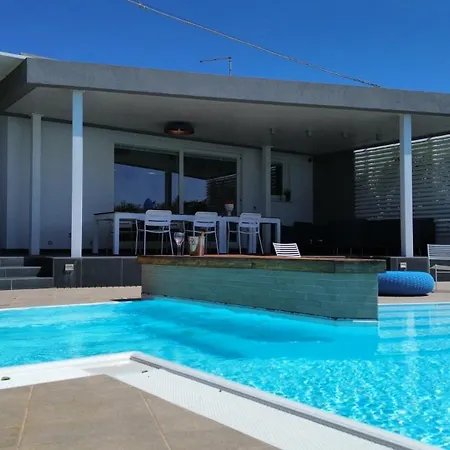Luxury Design Pool And Solarium * Фонтане-Бьянке