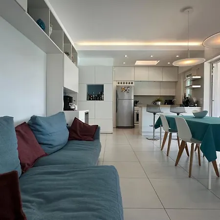 Luxury Design Pool And Solarium Вилла