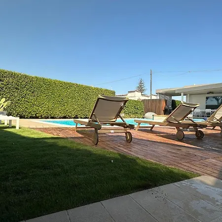 Luxury Design Pool And Solarium